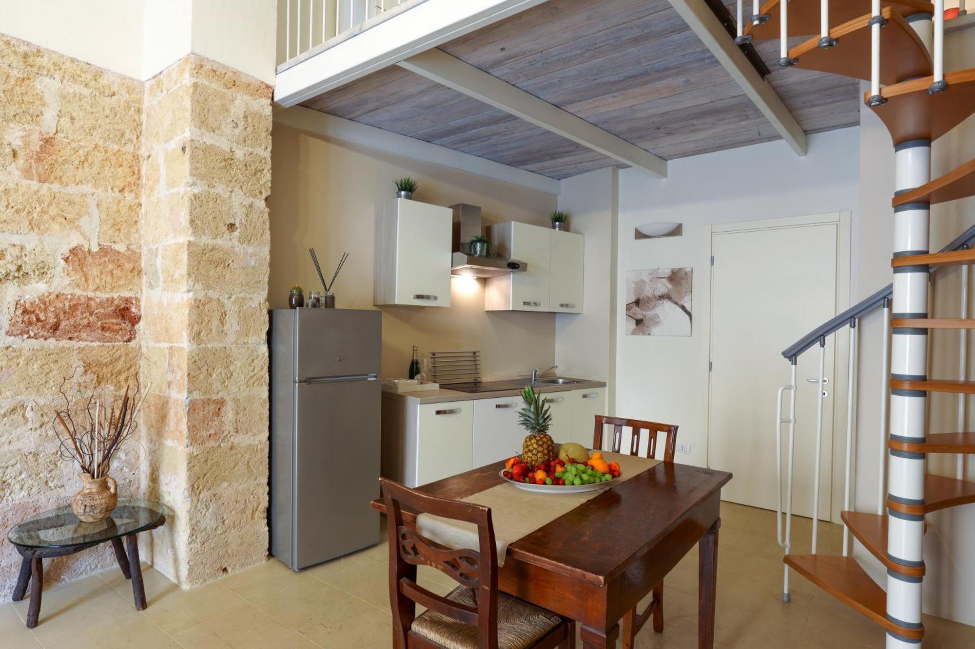 Suite Del Borgo Презичче Экстерьер фото